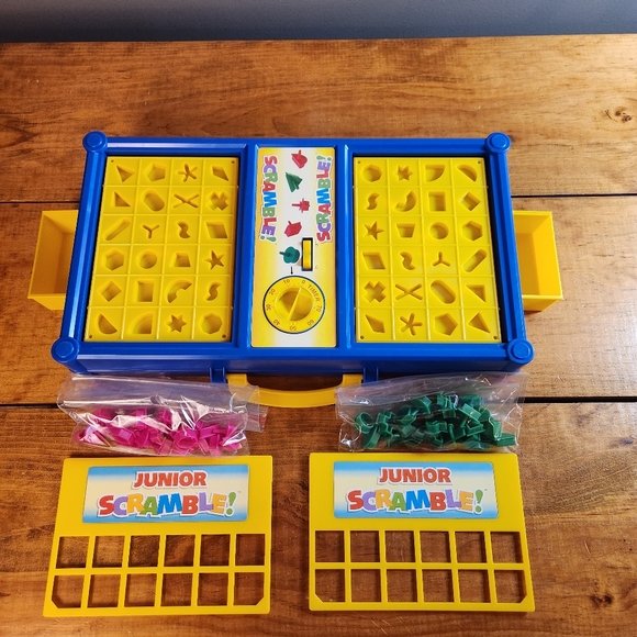 2003 Scramble! The Game Perfection Complete/Working in Great Condition Pre-owned - Picture 2 of 9